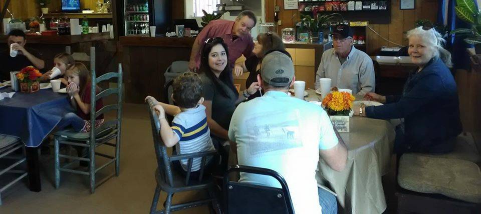 Nettles Store | restaurant | 7011 US-61 North, Woodville, MS 39669, USA | 6018886005 OR +1 601-888-6005