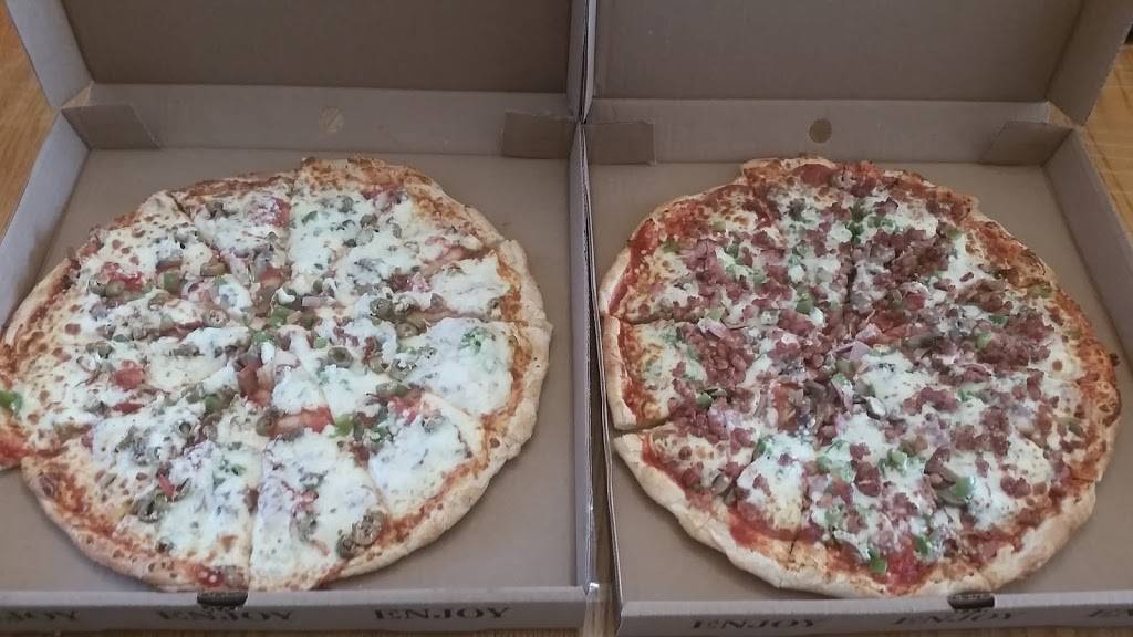Godfather Pizza - Harrow | meal takeaway | 110 King St W, Harrow, ON N0R 1G0, Canada | 5197389833 OR +1 519-738-9833
