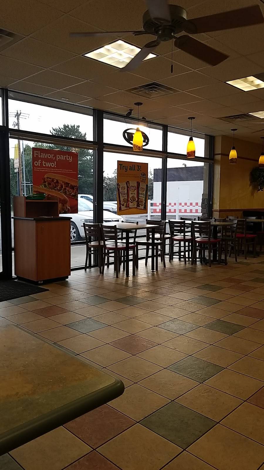 Subway | meal takeaway | 130 N Fairfield Rd Suite 100, Layton, UT 84041, USA | 8014443292 OR +1 801-444-3292