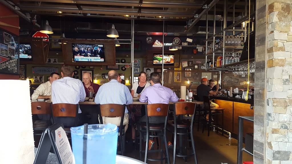 Bad Daddys Burger Bar | restaurant | 1765 Briargate Pkwy Ste 803, Colorado Springs, CO 80920, USA | 7194186845 OR +1 719-418-6845