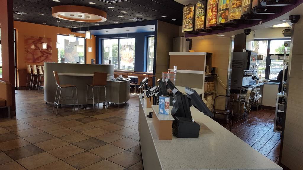 Taco Bell | meal takeaway | 3803 W Minnehaha St, Tampa, FL 33614, USA | 8138011361 OR +1 813-801-1361