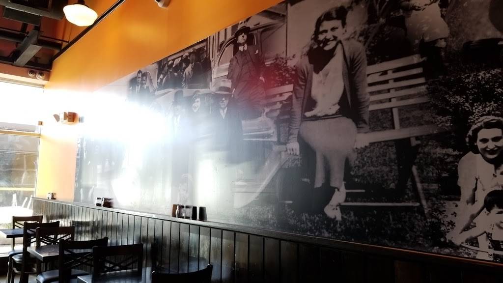 Comellas | restaurant | 1 Boylston St, Chestnut Hill, MA 02467, USA | 6172782400 OR +1 617-278-2400