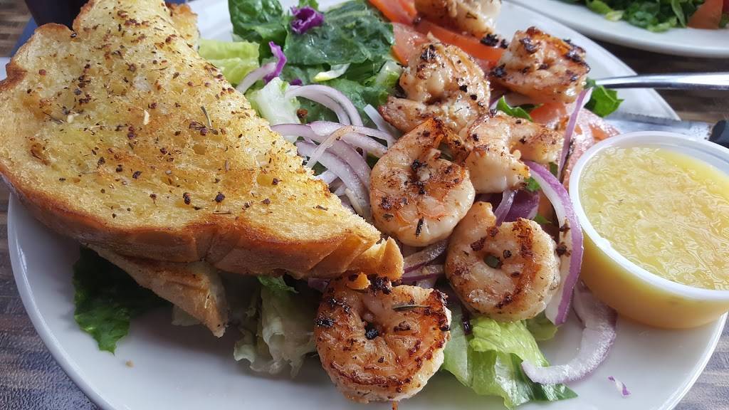 IB Forum Sports Bar & Grill | restaurant | 1079 Seacoast Dr, Imperial Beach, CA 91932, USA | 6194297507 OR +1 619-429-7507