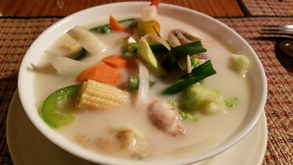 Lemongrass | restaurant | 125 Main St, New Paltz, NY 12561, USA | 8456338678 OR +1 845-633-8678