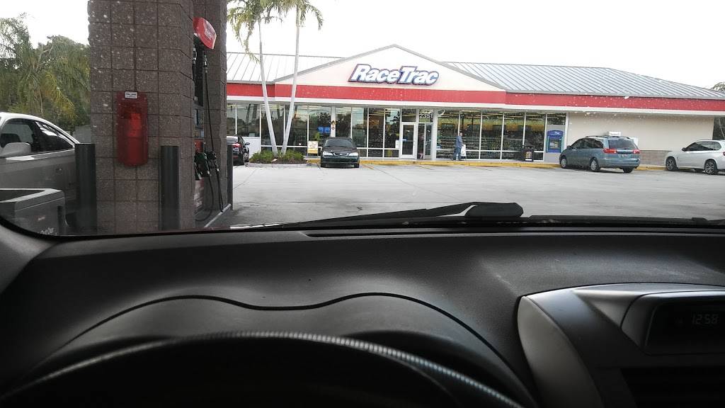 RaceTrac | bakery | 2351 W Oakland Park Blvd, Oakland Park, FL 33309, USA | 9544869105 OR +1 954-486-9105