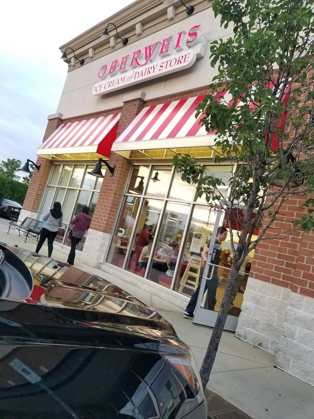 Oberweis Ice Cream and Dairy Store | restaurant | 6854 Rochester Rd, Troy, MI 48085, USA | 2482509574 OR +1 248-250-9574