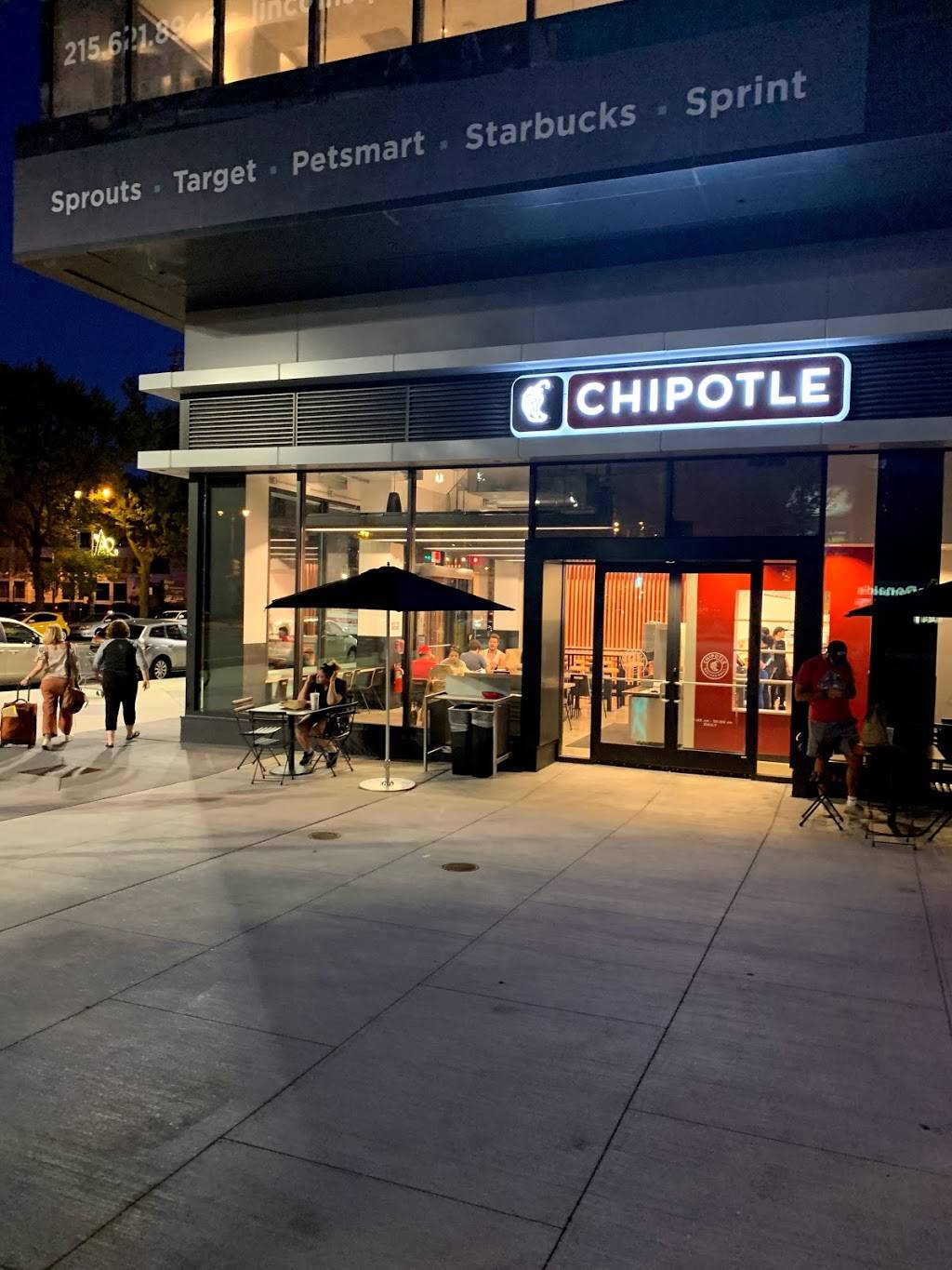 Chipotle | restaurant | Lincoln Square, Philadelphia, PA 19146, USA | 2159894167 OR +1 215-989-4167