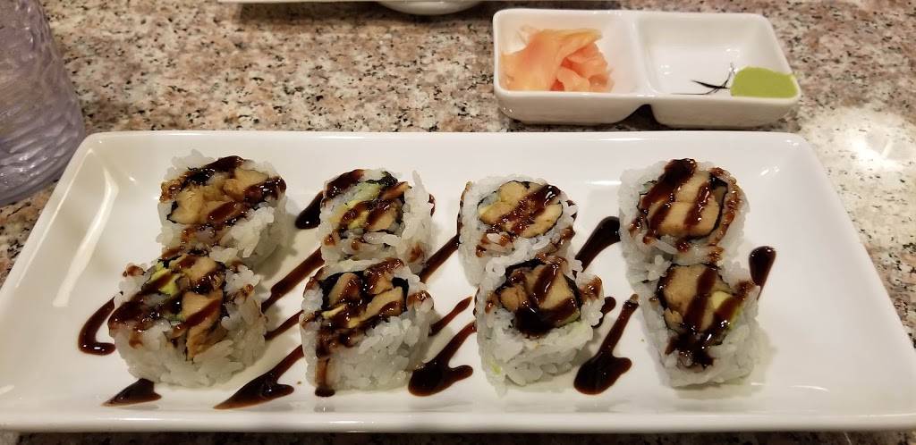 Rolls and Rolls + Sushi | restaurant | 11011 NE 12th St c1, Bellevue, WA 98004, USA | 4254544313 OR +1 425-454-4313