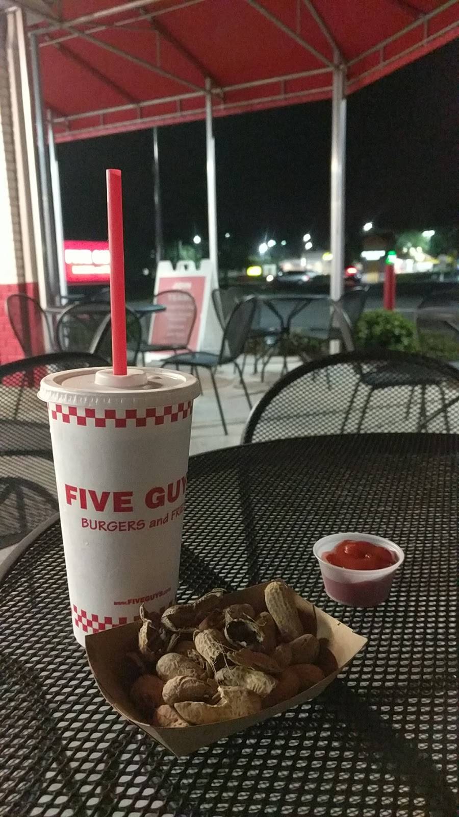 Five Guys | meal takeaway | 4690 Us Highway 80 E, Savannah, GA 31410, USA | 9128980033 OR +1 912-898-0033