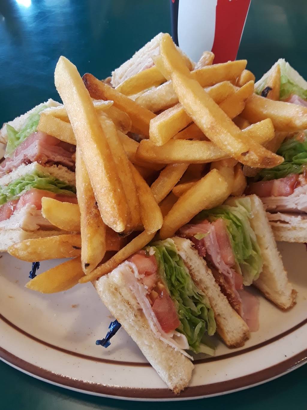 Johns Place | restaurant | 1201 W Central Ave, Brea, CA 92821, USA | 5626973997 OR +1 562-697-3997