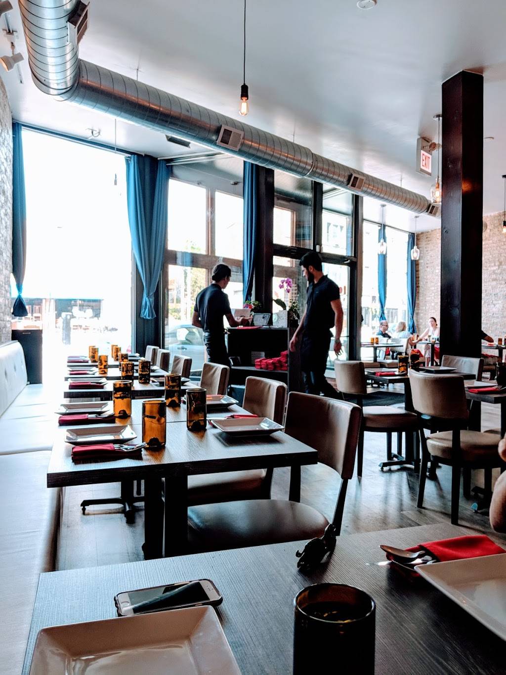 The Gundis Kurdish Kitchen | restaurant | 2909 N Clark St, Chicago, IL 60657, USA | 7739048120 OR +1 773-904-8120