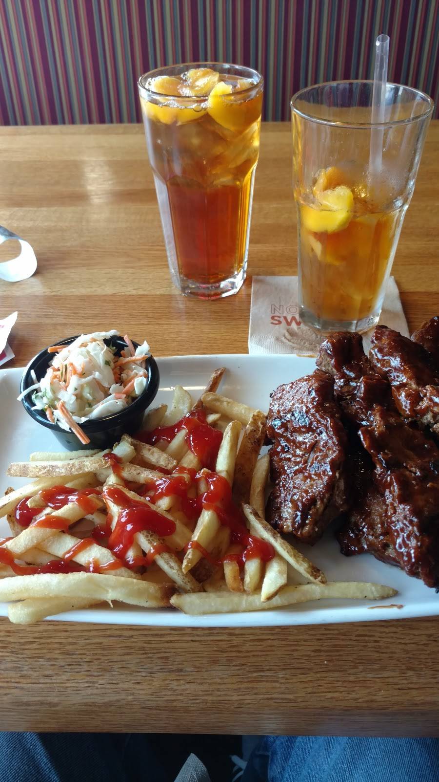 Applebees Grill + Bar | restaurant | 3938 Medina Rd, Akron, OH 44333, USA | 3306662261 OR +1 330-666-2261