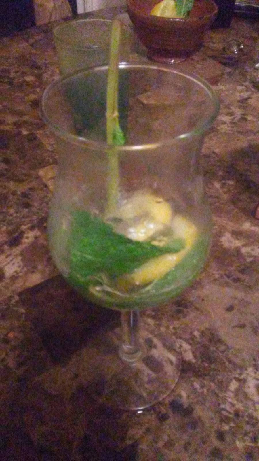 Ds | restaurant | 447 Mineral Spring Ave, Pawtucket, RI 02860, USA | 4013655400 OR +1 401-365-5400