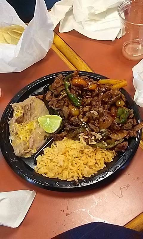 Lalos Express | restaurant | 2051 S Seneca St, Wichita, KS 67213, USA | 3162649500 OR +1 316-264-9500