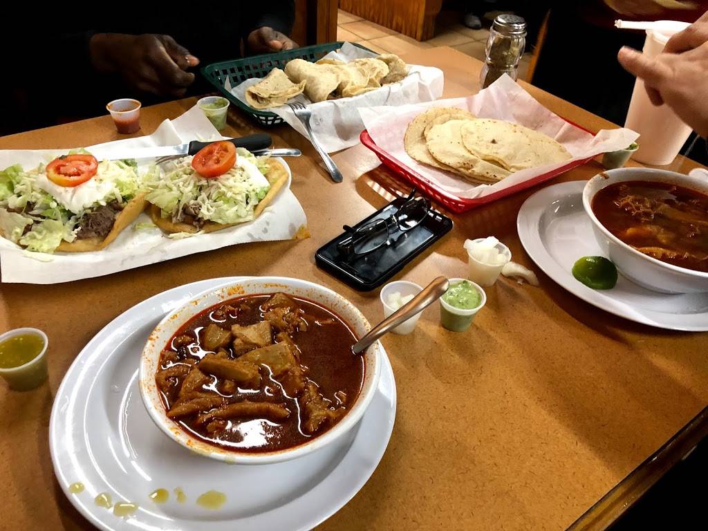 Julias Taqueria | restaurant | 737 Roswell St NE, Marietta, GA 30060, USA | 7704211598 OR +1 770-421-1598