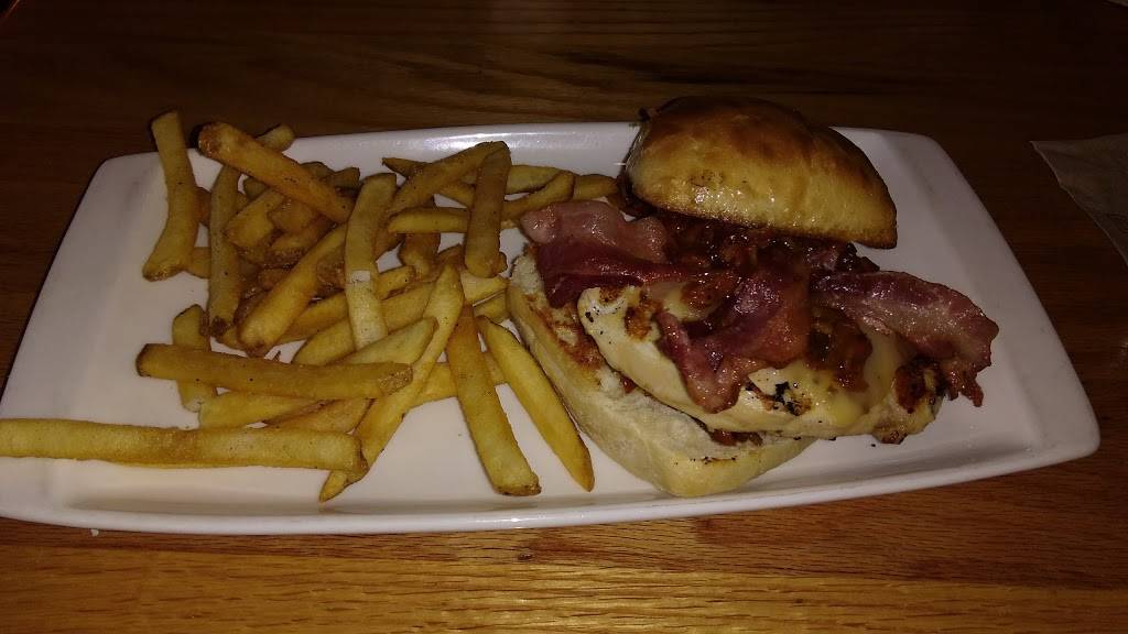 Applebees Grill + Bar | restaurant | 1101 W Reelfoot Ave, Union City, TN 38261, USA | 7318860085 OR +1 731-886-0085