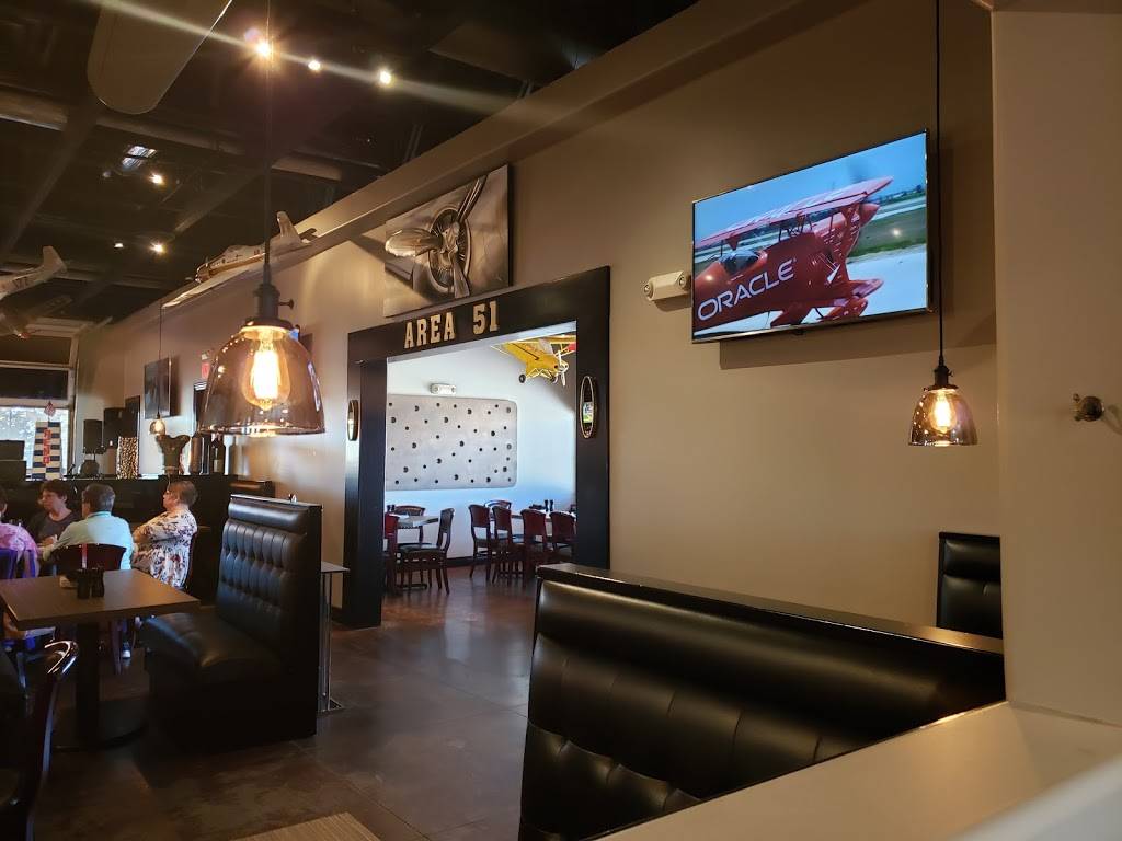 Hangar One Steak House | night club | 5925 W Kellogg Dr, Wichita, KS 67209, USA | 3169414900 OR +1 316-941-4900