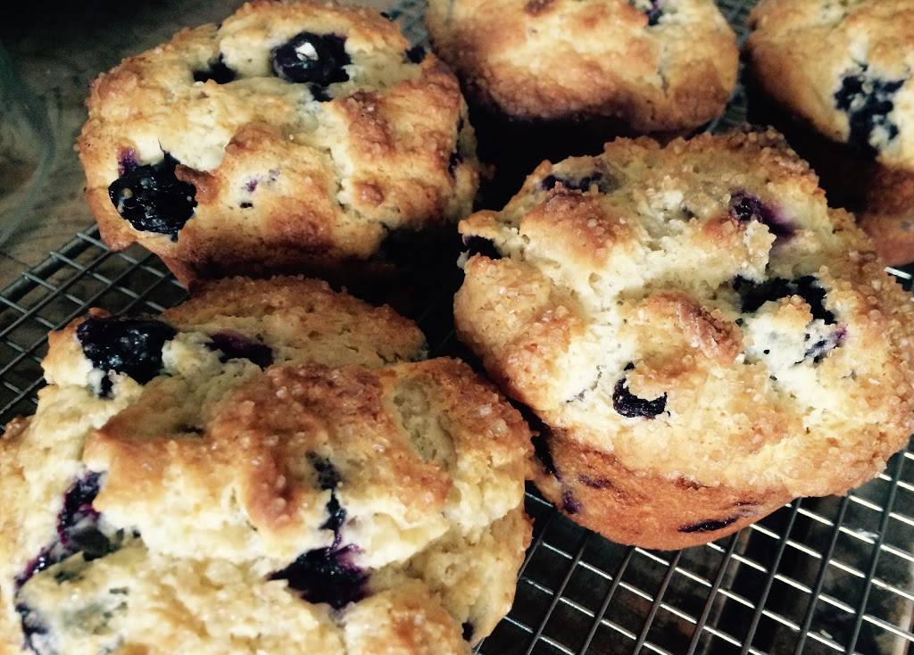 The Farmhouse | restaurant | 228 N Gilbert Rd, Gilbert, AZ 85234, USA | 4809260676 OR +1 480-926-0676