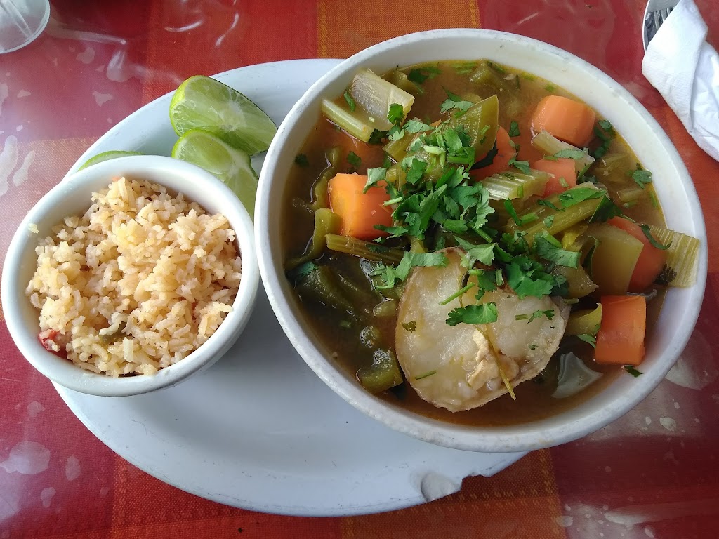 Las Flores Restaurant | restaurant | 1602 E Stewart St, Laredo, TX 78043, USA | 9565683437 OR +1 956-568-3437