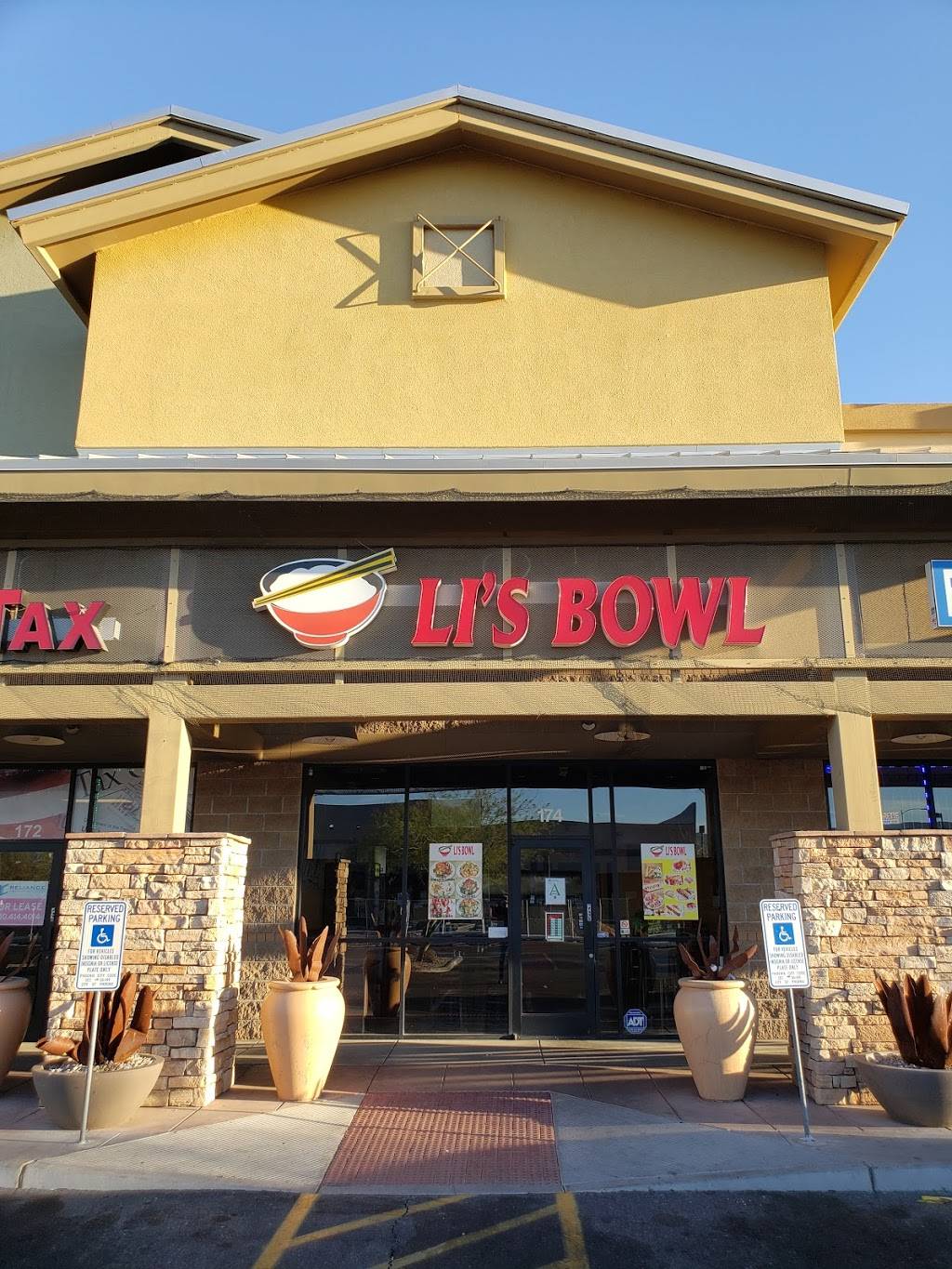 Lis Bowl | restaurant | 6260 S 35th Ave #174, Phoenix, AZ 85041, USA | 6022688500 OR +1 602-268-8500