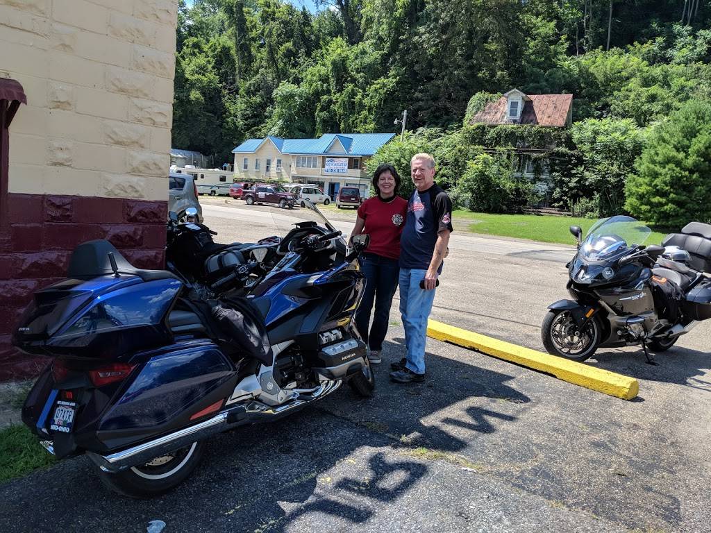 Riverview Restaurant | restaurant | 33720, 33582 Ohio River Scenic Byway, New Matamoras, OH 45767, USA | 7408642122 OR +1 740-864-2122