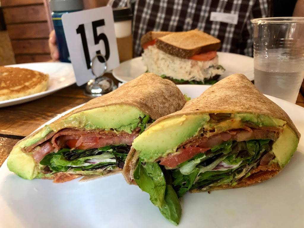 Memes Healthy Nibbles | cafe | 707 Nostrand Ave, Brooklyn, NY 11216, USA | 7184931375 OR +1 718-493-1375