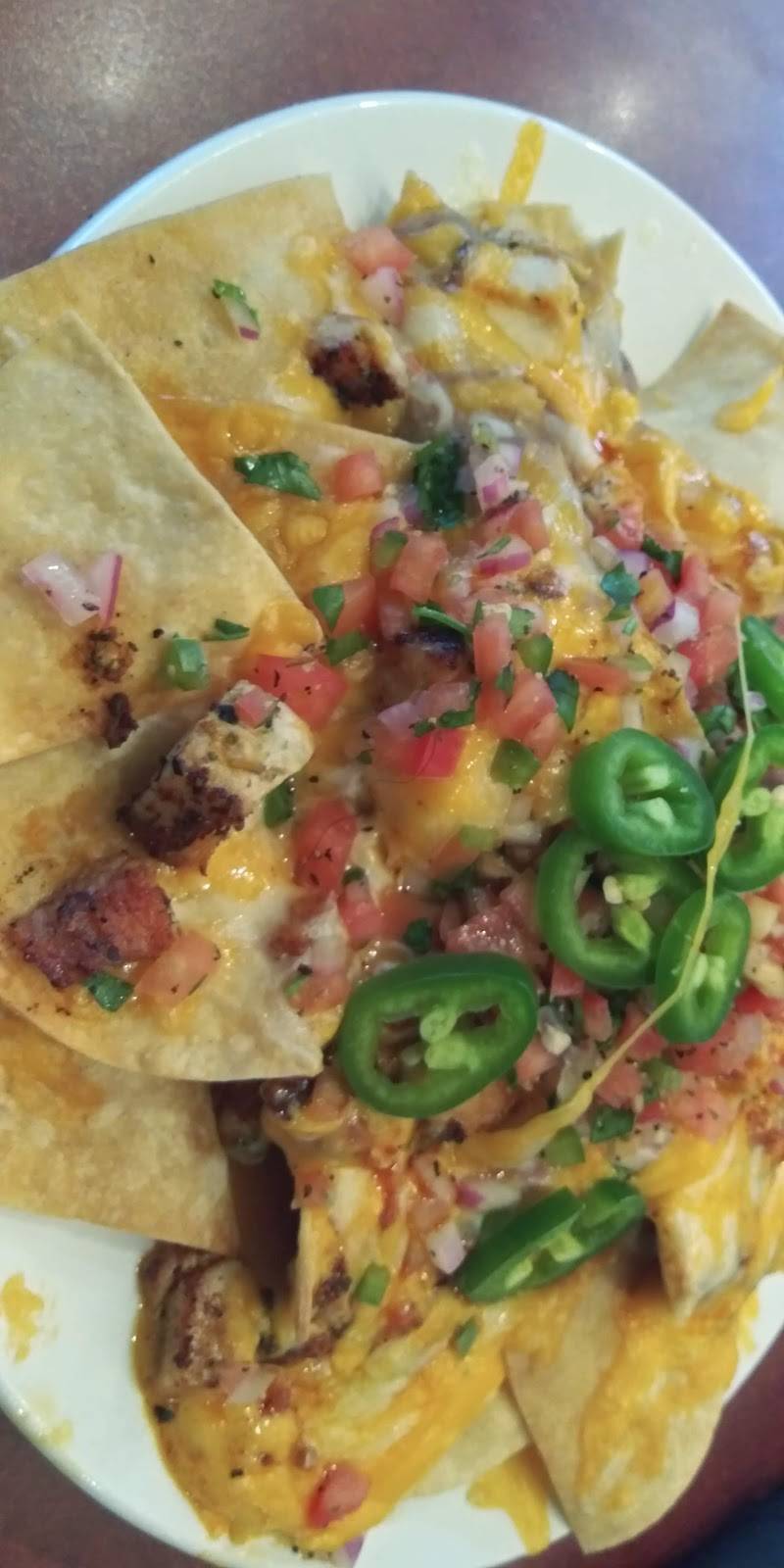 Hacienda del Lago | restaurant | 14155 E Vía Rancho Del Lago, Vail, AZ 85641, USA | 5206473109 OR +1 520-647-3109