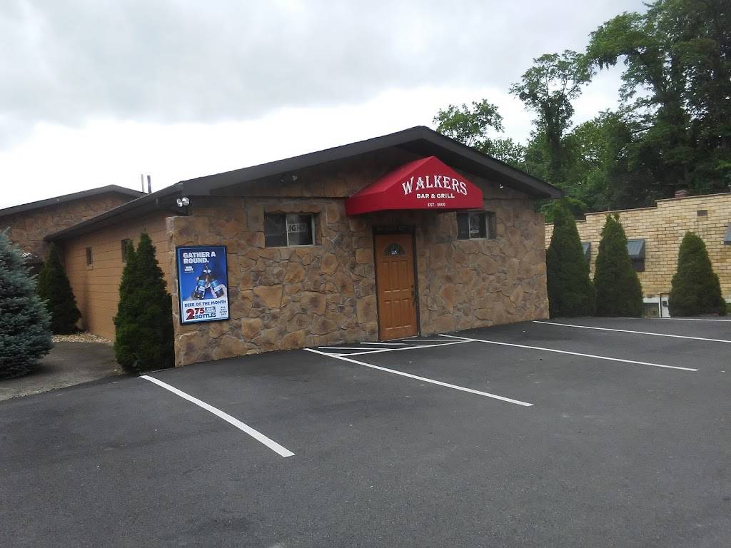 Walkers Bar & Grill | restaurant | 176 McGovern Blvd, Crescent Township, PA 15046, USA | 7244570662 OR +1 724-457-0662
