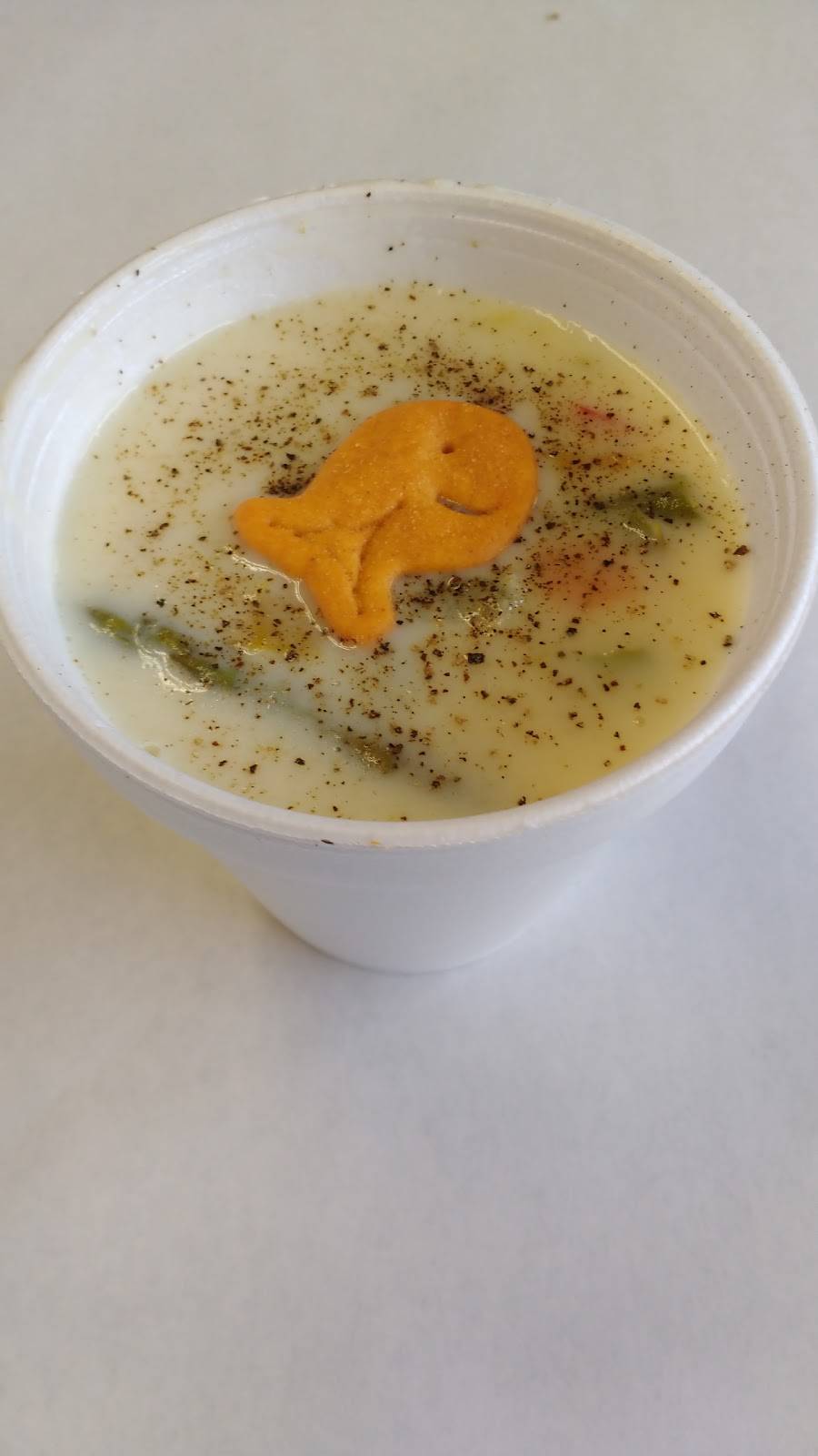 Somthin Fishee | restaurant | 16 E Mill St, Elora, ON N0B 1S0, Canada | 5198461088 OR +1 519-846-1088