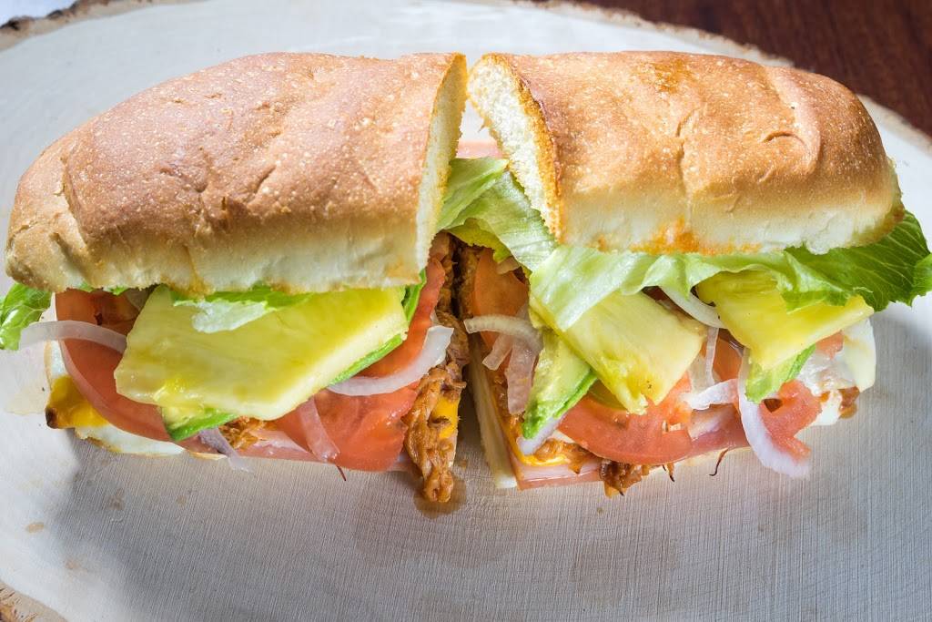 Tortas Manantial | restaurant | 10665 W Indian School Rd Suite A, Avondale, AZ 85392, USA | 6233223377 OR +1 623-322-3377