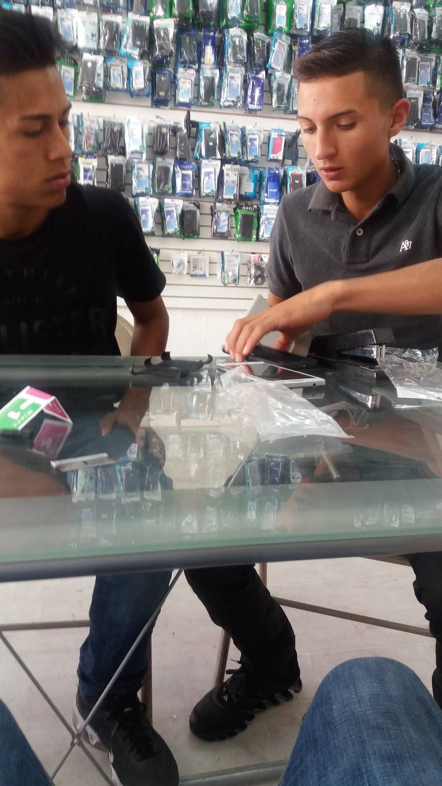 Subway | meal takeaway | 1060 Yavapai Dr # 2-B, Rio Rico, AZ 85648, USA | 5207612076 OR +1 520-761-2076