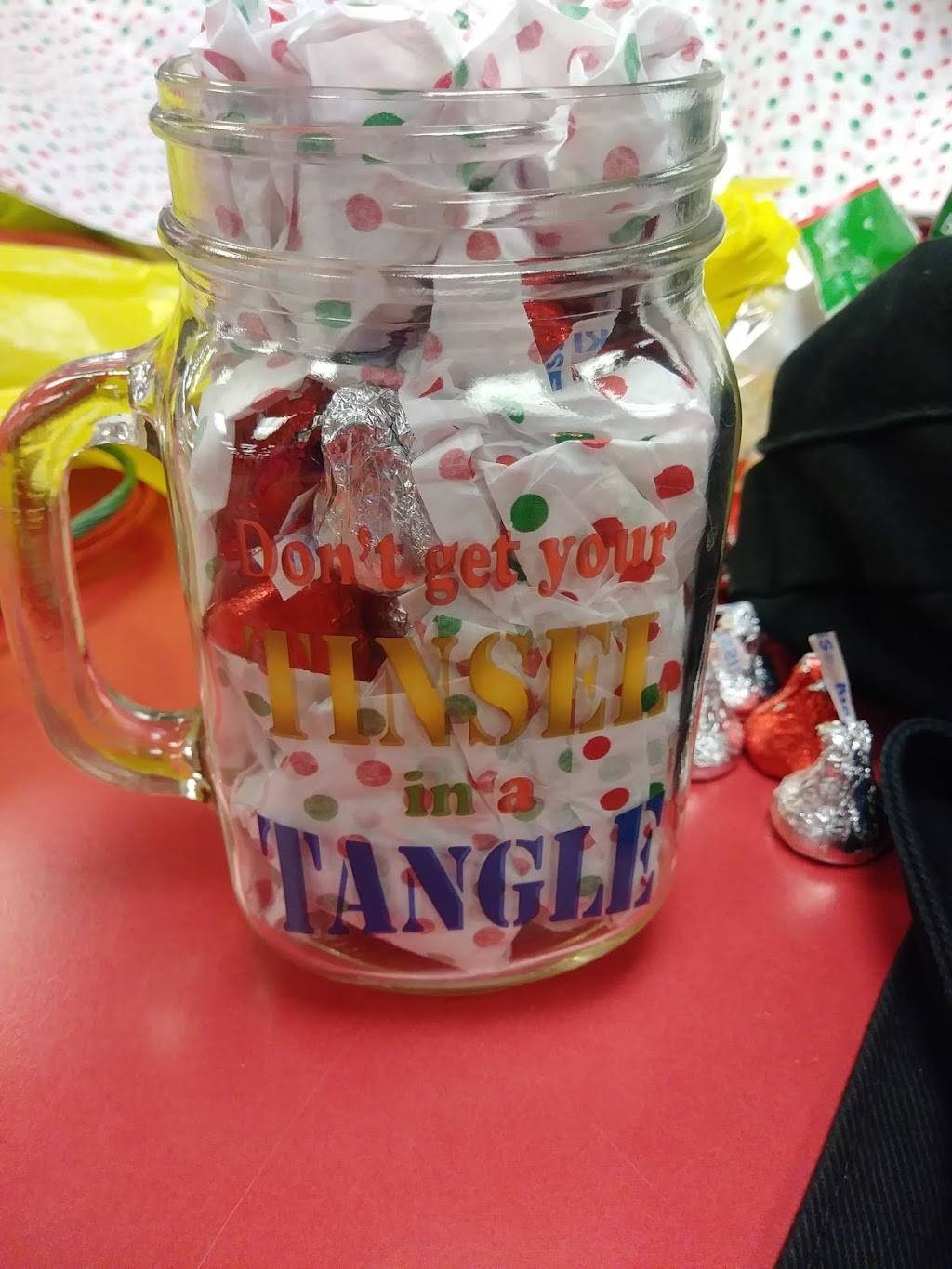 Hardees | restaurant | 905 N Springfield St, Virden, IL 62690, USA | 2179653715 OR +1 217-965-3715