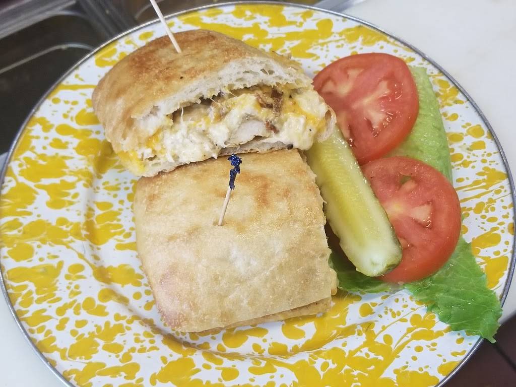 Katherines Gourmet | restaurant | 1576 Whitehall Rd, Annapolis, MD 21409, USA | 4103492212 OR +1 410-349-2212