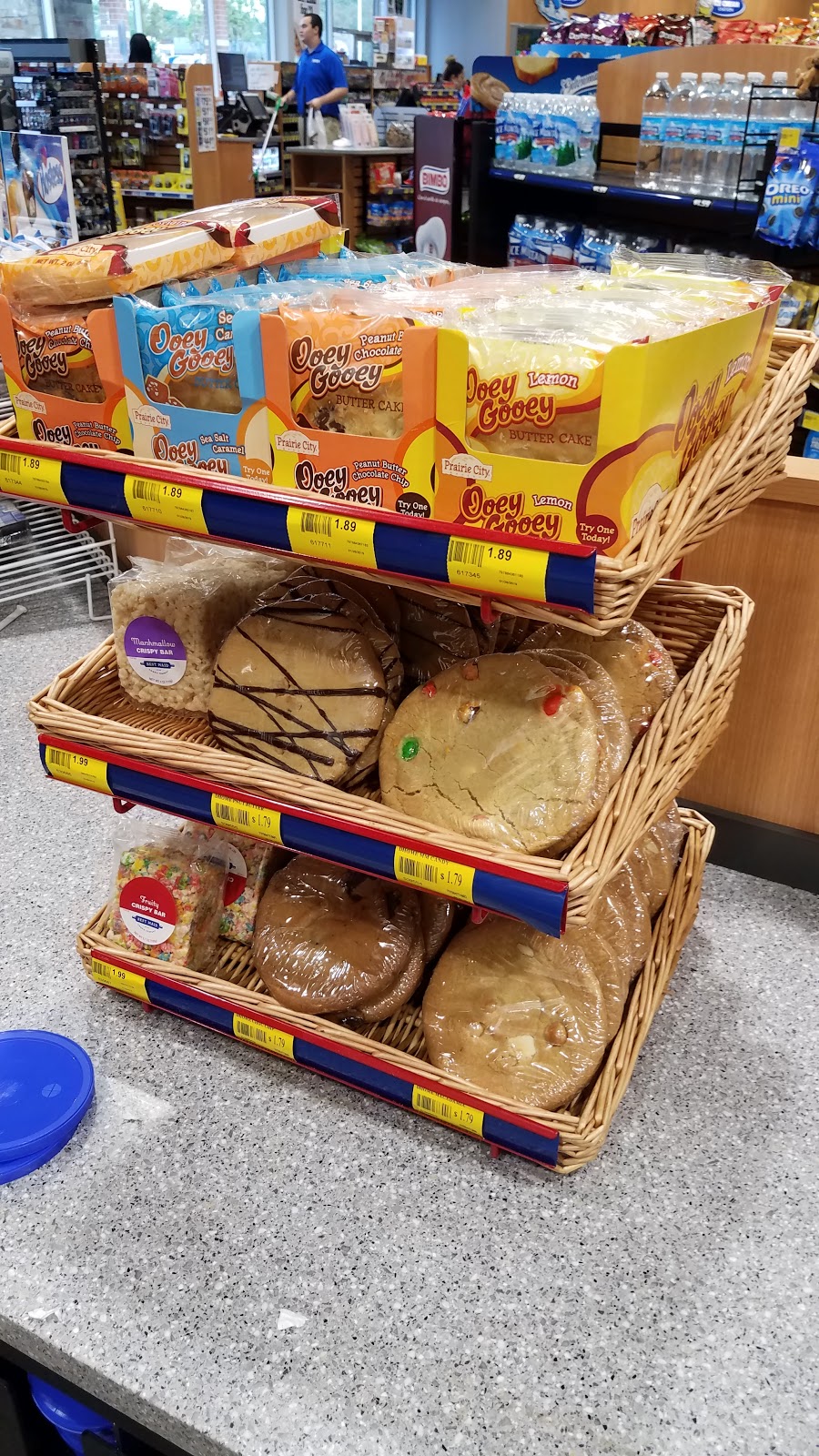 Buckys Convenience Stores | meal takeaway | 10231 Clay Rd, Houston, TX 77043, USA | 3464065187 OR +1 346-406-5187