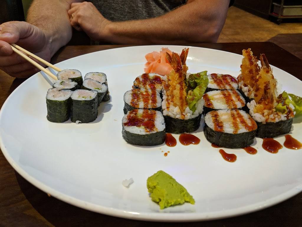 Samurai Sushi and Hibachi | restaurant | 7125 Mills Civic Pkwy #110, West Des Moines, IA 50266, USA | 5152234888 OR +1 515-223-4888