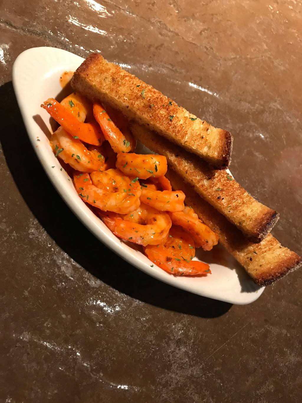 Cork & Canvas On 3rd Llc | restaurant | 322 3rd St NW, Canton, OH 44702, USA | 3304532263 OR +1 330-453-2263