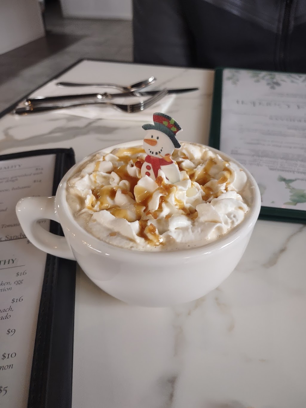 The Secret Garden | restaurant | 2401 E Orangeburg Ave, Modesto, CA 95355, USA | 2098469559 OR +1 209-846-9559