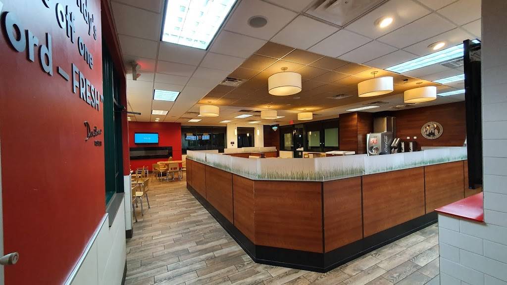 Wendys | restaurant | 1904 Weston Rd, Weston, FL 33326, USA | 9543892255 OR +1 954-389-2255