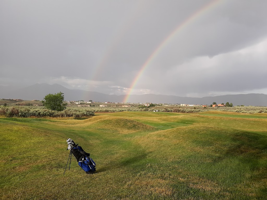 Taos Country Club | restaurant | 54 Golf Course Dr, Ranchos De Taos, NM 87557, USA | 5757587300 OR +1 575-758-7300