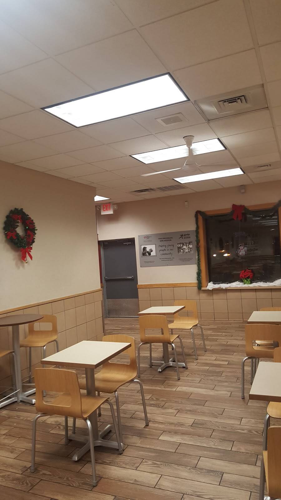 Wendys | restaurant | 67 New Canaan Ave, Norwalk, CT 06850, USA | 2038462644 OR +1 203-846-2644