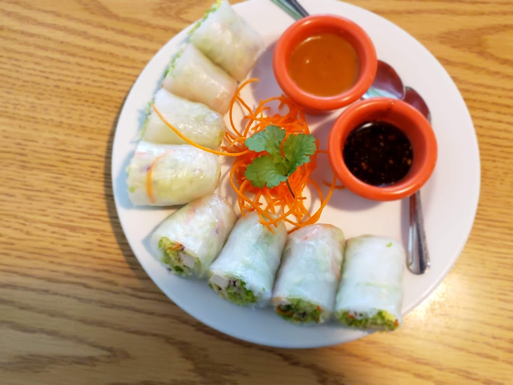 Ban Mai Thai | restaurant | 1887 NE 7th St, Grants Pass, OR 97526, USA | 5414762578 OR +1 541-476-2578