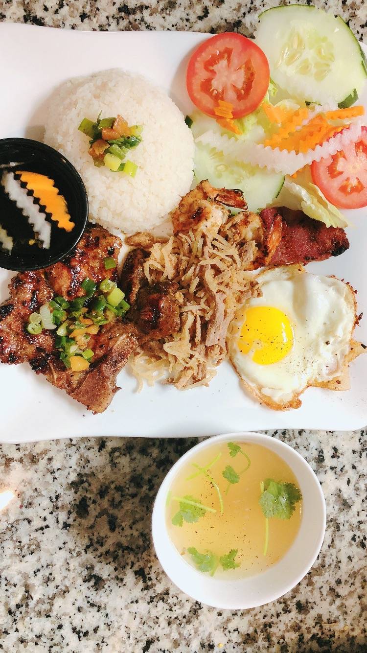 Mon Viet Asian Bistro | restaurant | 5495 Jimmy Carter Blvd a6, Norcross, GA 30093, USA | 4704659999 OR +1 470-465-9999