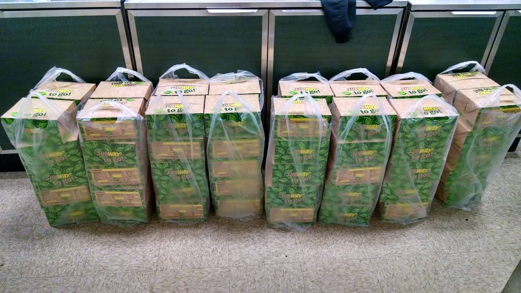 Subway | restaurant | 923 Dunbar Ave, Dunbar, WV 25064, USA | 3047681339 OR +1 304-768-1339