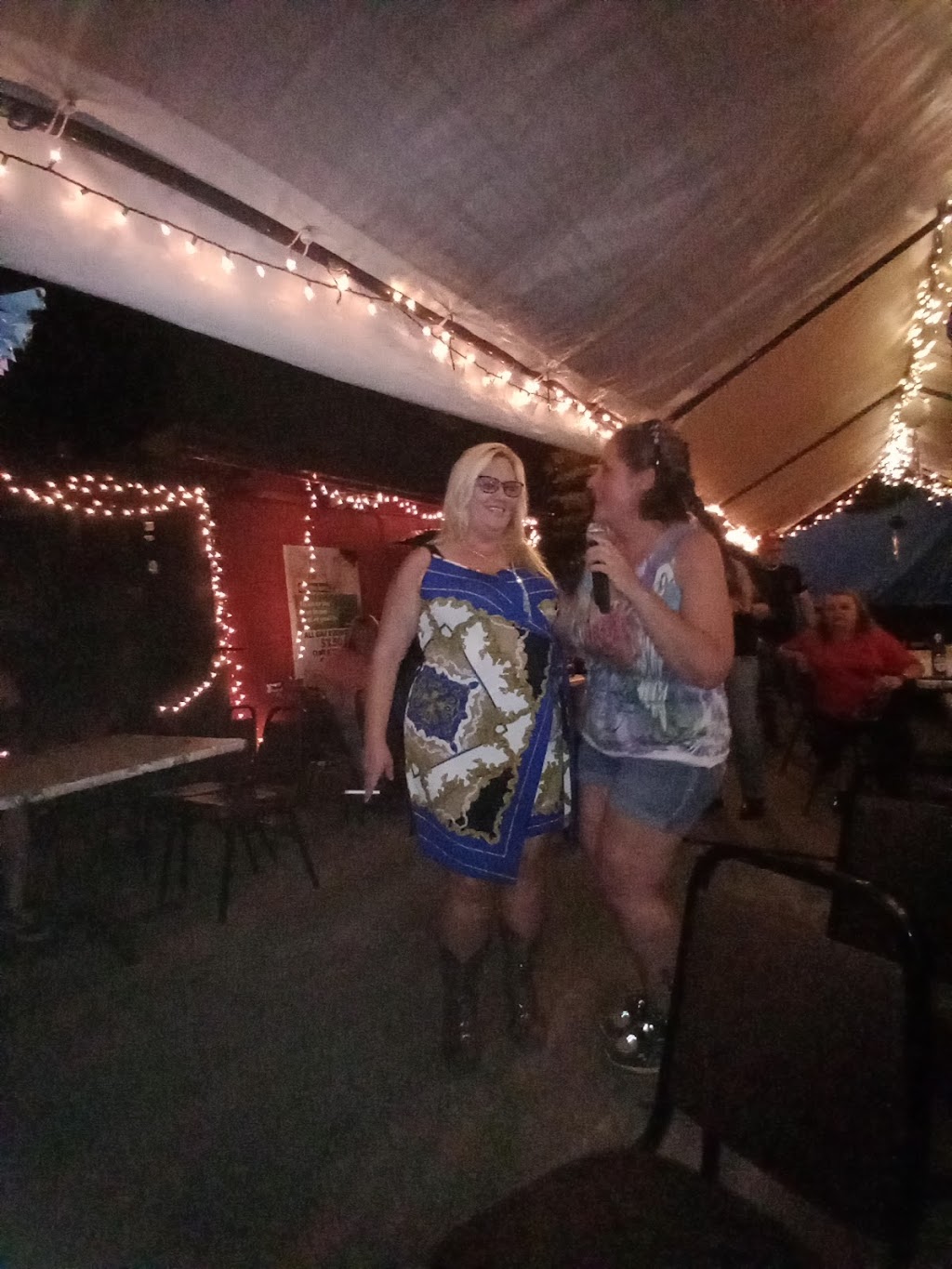 Verna’s Bar and Grill | restaurant | 7820 Stagecoach Rd, Little Rock, AR 72204, USA | 5014554518 OR +1 501-455-4518