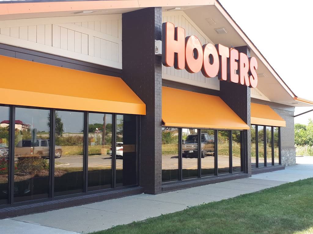 Hooters | restaurant | 5670 Northridge Dr, Gurnee, IL 60031, USA | 8473601672 OR +1 847-360-1672