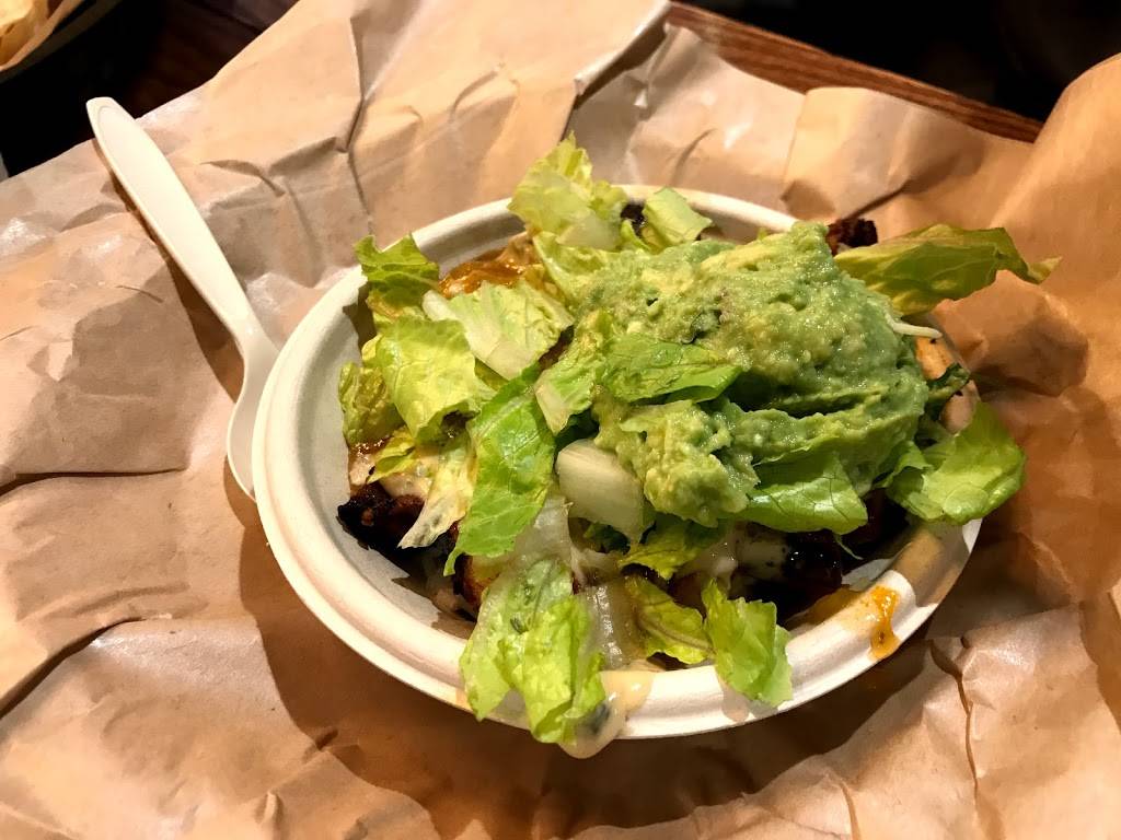 QDOBA Mexican Eats | restaurant | 3214 28th St SE, Grand Rapids, MI 49512, USA | 6169573943 OR +1 616-957-3943