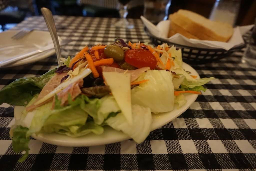 Mama Santas | restaurant | 12301 Mayfield Rd, Cleveland, OH 44106, USA | 2164212159 OR +1 216-421-2159