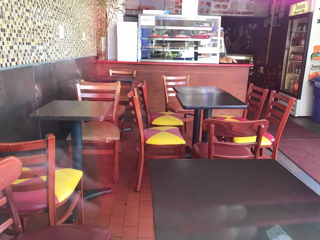 Momentos Pizza | restaurant | 40-53 99th St, Corona, NY 11368, USA | 7187792026 OR +1 718-779-2026