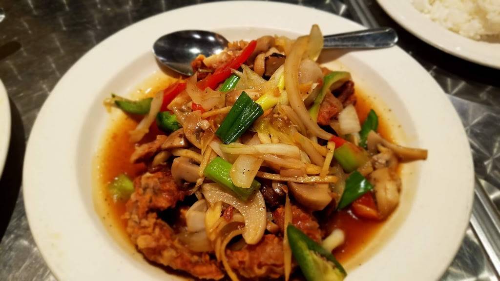 Thai Pilin Restaurant | restaurant | 8385 Leesburg Pike, Vienna, VA 22182, USA | 7035569191 OR +1 703-556-9191