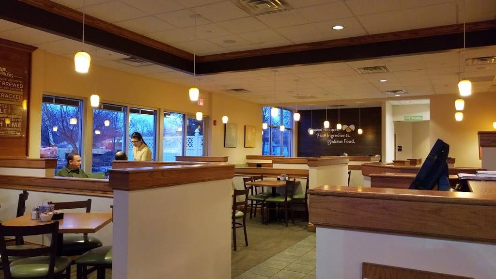 Scramblers | restaurant | 25690 N Dixie Hwy, Perrysburg, OH 43551, USA | 4198723599 OR +1 419-872-3599